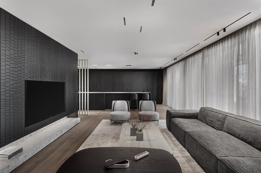 MY HOUSE IS MY DRESS - Penthouse - Erez Hyatt