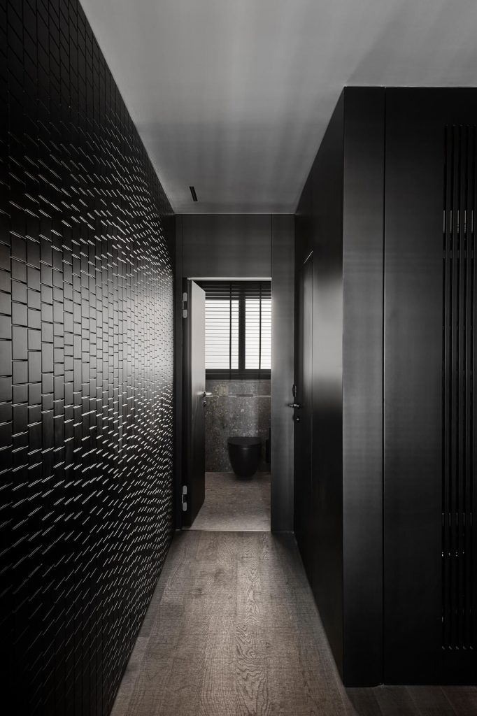 MY HOUSE IS MY DRESS - Penthouse - Erez Hyatt
